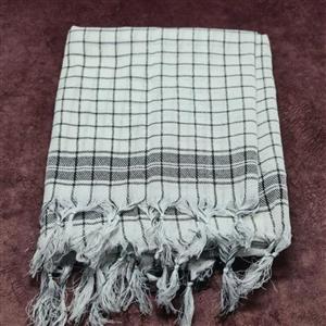 چفیه پلی استر سفید و مشکی ایرانی 