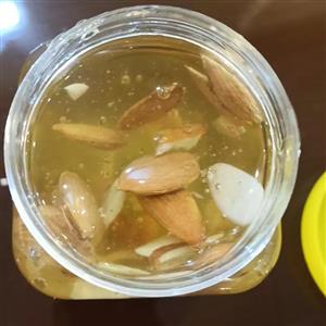 معجون عسل و بادام