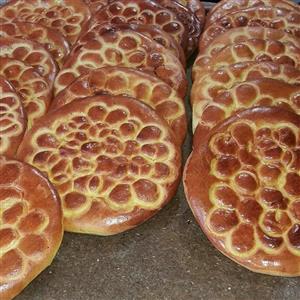 فطیر سنتی سراب  (بستان آباد) مغزدار شیرین