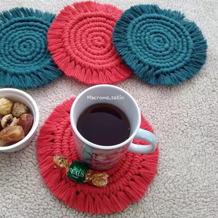 زیرلیوانی دستبافت