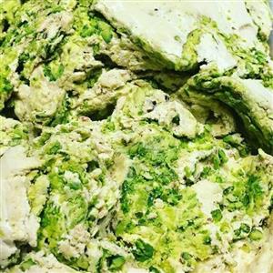 حلوا مخصوص پسته ای با بسته بندی فلزی لوکس یک کیلویی ویژه سوغات ارومیه