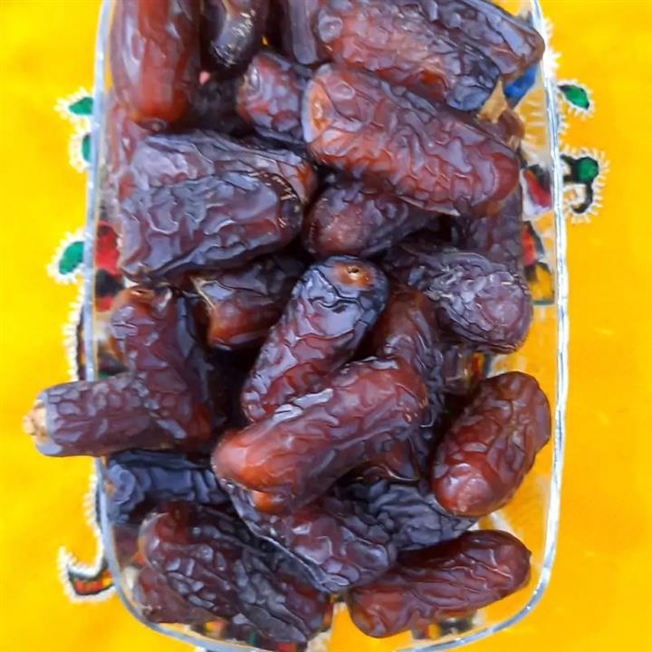 خرما پیارم فله ای
