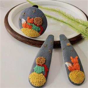 گیره تق تقی گلدوزی با دست