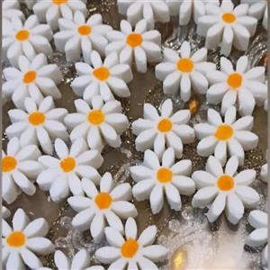 قند خوشمزه وانیلی طرح گل مینا (پس کرایه)