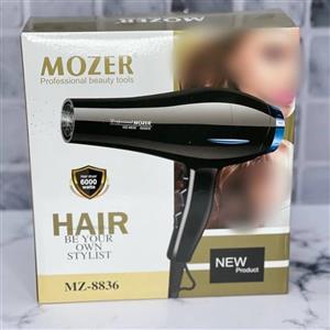 سشوار موزر  کد 8835 متور سبک  6000وات واقعی  بدنه نشکن  خوش دست و سبک  دارای دو کله حالت دهنده  سیم چرخشی 360درجه  یک سا