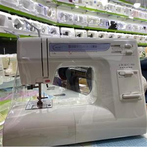 چرخ خیاطی ژانومه پلیر۹۰۰ (۱۸ مدل دوخت)جا دکمه اتومات