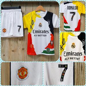 کیت بچگانه منتخب رونالدو 2026
