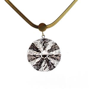 گردنبند طرح گل زنانه کد 1003