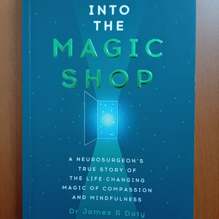کتاب Into the Magic Shop مغازه جادویی