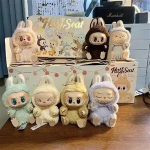 عروسک لبوبو