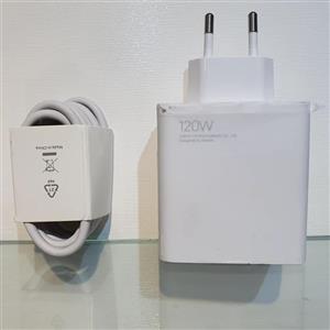 شارژر  شیائومی 120w سرجعبه پین آسیایی بدون نیاز به تبدیل بهمراه کابل 6 آمپر توربو شارژر بشرط و با مهلت تست 30 روزه 