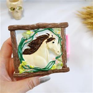 قالب شمع کوشا اکسسوری مدل کتیبه اسب چوبی 