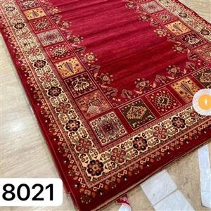 فرش گبه  ماشینی با طرح و نقوش سنتی زیبا از نگین درخشان کاشان فرش آنا