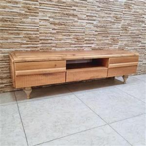 میز تلویزیون شبستان مدل 2025 طول 160 رنگ سفید تمام ام دی اف