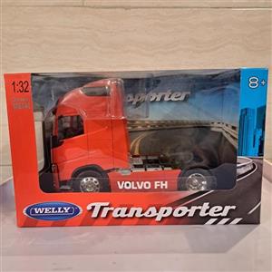 ماکت ماشین ولی مدل ولوو اف هاش 500