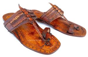 Handcrafted Luxury Men Water Buffalo Hippie 100% Leather Sandals Biblical Leather Sneakers Jesus Sandals Brown Finger Style Kolhapuri Sandals 