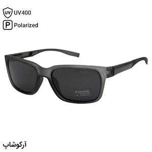 عینک آفتابی Hugo Boss با فریم قهوه‌ای مات، مستطیلی شکل، بیس‌دار و لنز قهوه‌ای تیره و پلاریزه مدل P5048