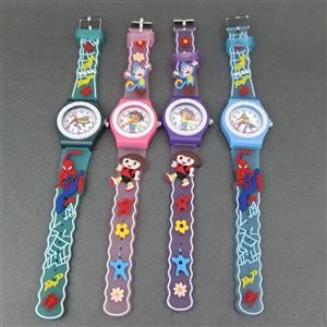 ساعت  بچهگانه شخصیتی اعلا