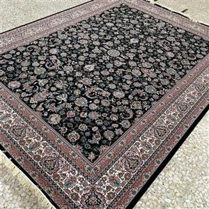 فرش 700 شانه اصل نقشه گلریز سرمه ای 6 متری تراکم 2550 