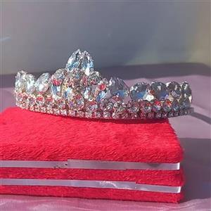 تاج مجلسی نگین کاری  دست ساز