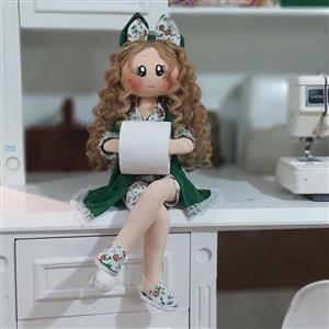 عروسک رولی با موهای فرفری رنگ سبز