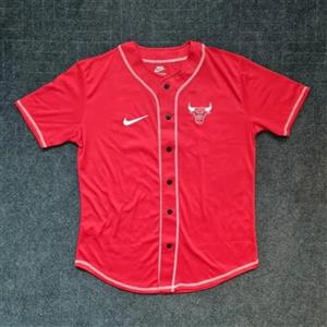 تیشرت فلامنت سوزنی طرح بیسبالی جردن 