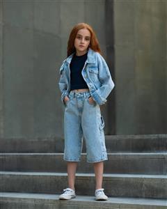 شلوارک جین بنددار بچگانه طرح آکو AKU