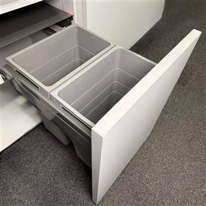 سطل چند منظوره توکار متصل به بدنه هایلو مدل یوروکارگو S C فانتونی مدل Q250