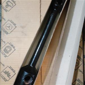 آچار چرخ ایسوزو سایز21،41 اصلی با دسته