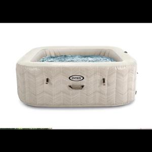 جکوزی بادی 6 نفره بزرگ اینتکس با بدنه ی طرحدار 28472 Intex