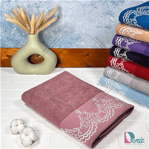 حوله استخری کاترینا رنگ عنابی