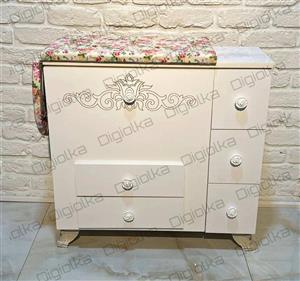 میز اتو آسانسوری