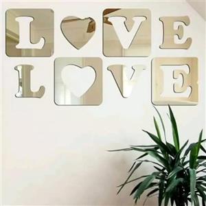 اینه دکوراتیو مدل لاو 