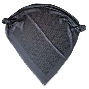 روسری زنانه مدل نخی ژاکارد نرم دور ریش دو رو چهار فصل قواره بزرگ ۱۴۰ کد ۳