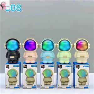 اسپیکر آدم فضایی مدل x808