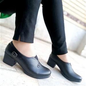 کفش طبی اداری مشکی سگک زنانه رویه کش پاشنه پنج سانت چرم سوگو سیاه سایز 37 تا 40
