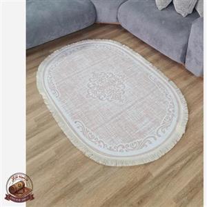 فرشینه بیضی مخمل کرم کم رنگ استُپ دار (اصلا سُر نمیخوره) b26