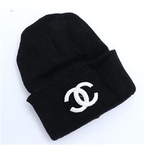 کلاه بافت لب برگرد طرح شنل رنگ مشکی 60621 کد 18