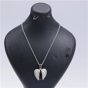 گردنبند دخترانه طرح قلب فول نگین باز شو نقره ای 74936