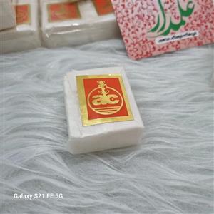 عطر مشک جامد درجه یک با عطری ملایم و آرامش بخش 