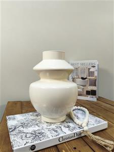 گلدان شیشه ای طرح کارولین الوان دنیز