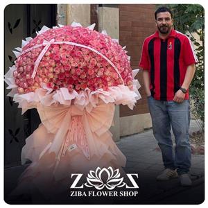 دسته گل سلطنتی ۳۵۰ شاخه‌ای