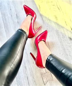 کفش زنانه لوبوتین استیلتو ورنی ترند ارسال فوری کد M02116