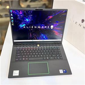لپ تاپ دل 16 اینچ مدل ALIENWARE M16 R2 |  This ULTRA7-155H ، رم 16GB DDR5-5600MHz حافظه  512GB ssd m2 اپن باکس به همراه پک هدیه