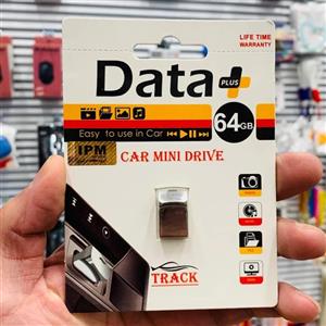 فلش 64گیگ دیتاپلاس TRACK