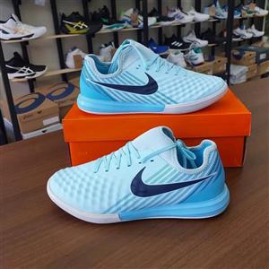 کفش فوتسال نایک مجیستا Nike Foothallx magistax Final ll ویتنام فوتبال سالنی رنگ فیروزه ای