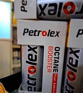 اکتان بوستر پترولکس Petrolux حجم 300 میلی‌لیتر