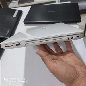 لپ تاپ فوجیتسو lifebook 