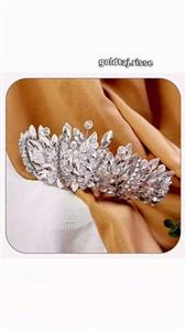 تاج پرنسسی برجسته با طراحی سه بعدی ترکیب سنگ و کریستال و نگین اصل