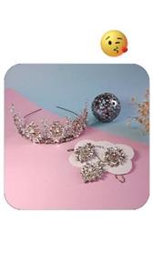 تاج مدل آناناسی تمام سنگ همراه با نیم ست سنگ اصل و رنگ ثابت